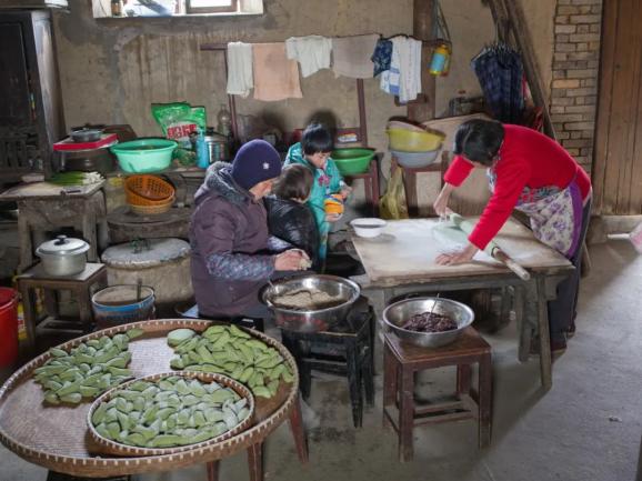 潮汕地区的草粿是什么_潮汕美食草棵_潮汕草粿正宗做法窍门