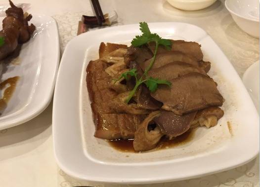 潮汕美食草棵_潮汕地区的草粿是什么_潮汕草茶有什么功效